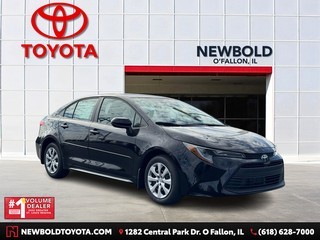 AI-clipped background dealership photo of Newbold Toyota featuring new and certified Toyota models in O’Fallon, IL.