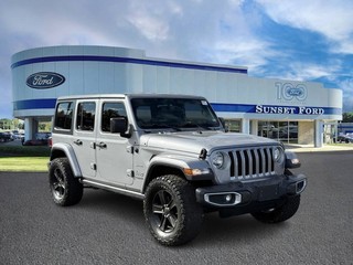 AI-clipped background dealership photo highlighting STL Ford Certified and its certified Ford inventory in St. Louis, MO.